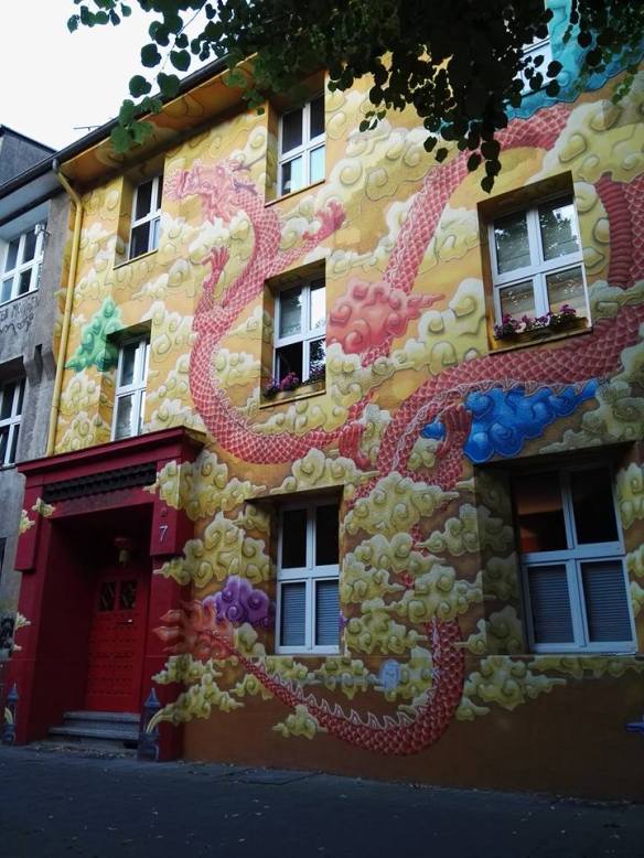kiefernstrasse-graffiti-houses-dusseldorf-germany-3