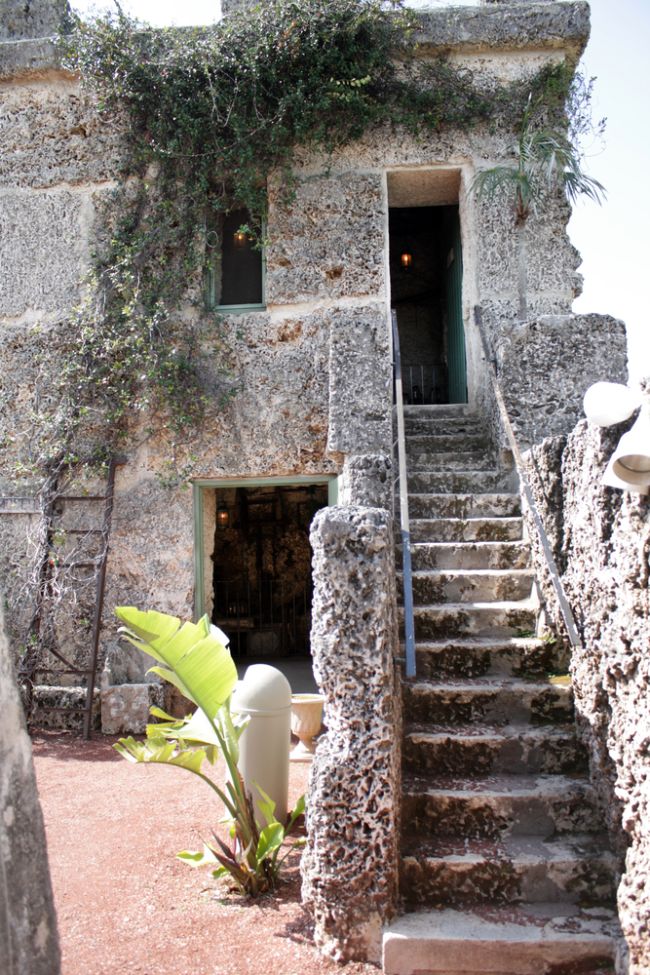 coral castle stairs